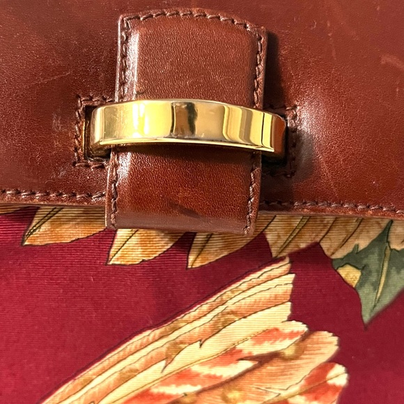 Vintage Salvatore Ferragamo Botanical prints Nano Crossbody bag- 💯% Authentic - Picture 11 of 13